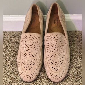 Clarks Light Tan Slip-Ons